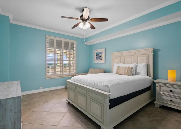 Colony West Unit Ph2c Holiday home